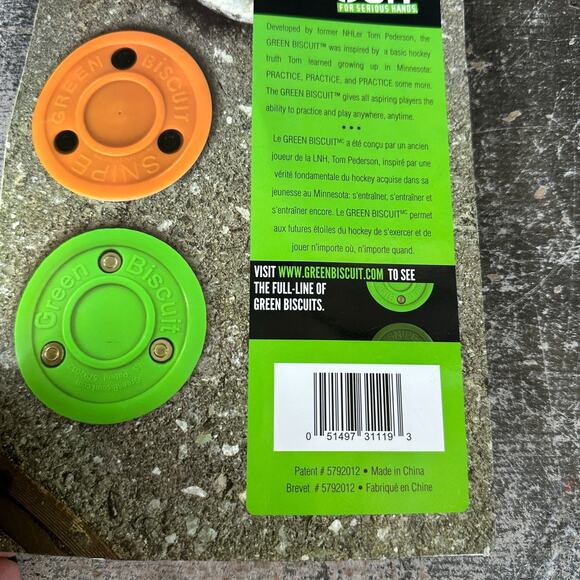 Green Biscuit Hockey Puck 2-Pack, Original, Off Ice Hockey Puck/Snipe, NEW - Picture 2 of 4